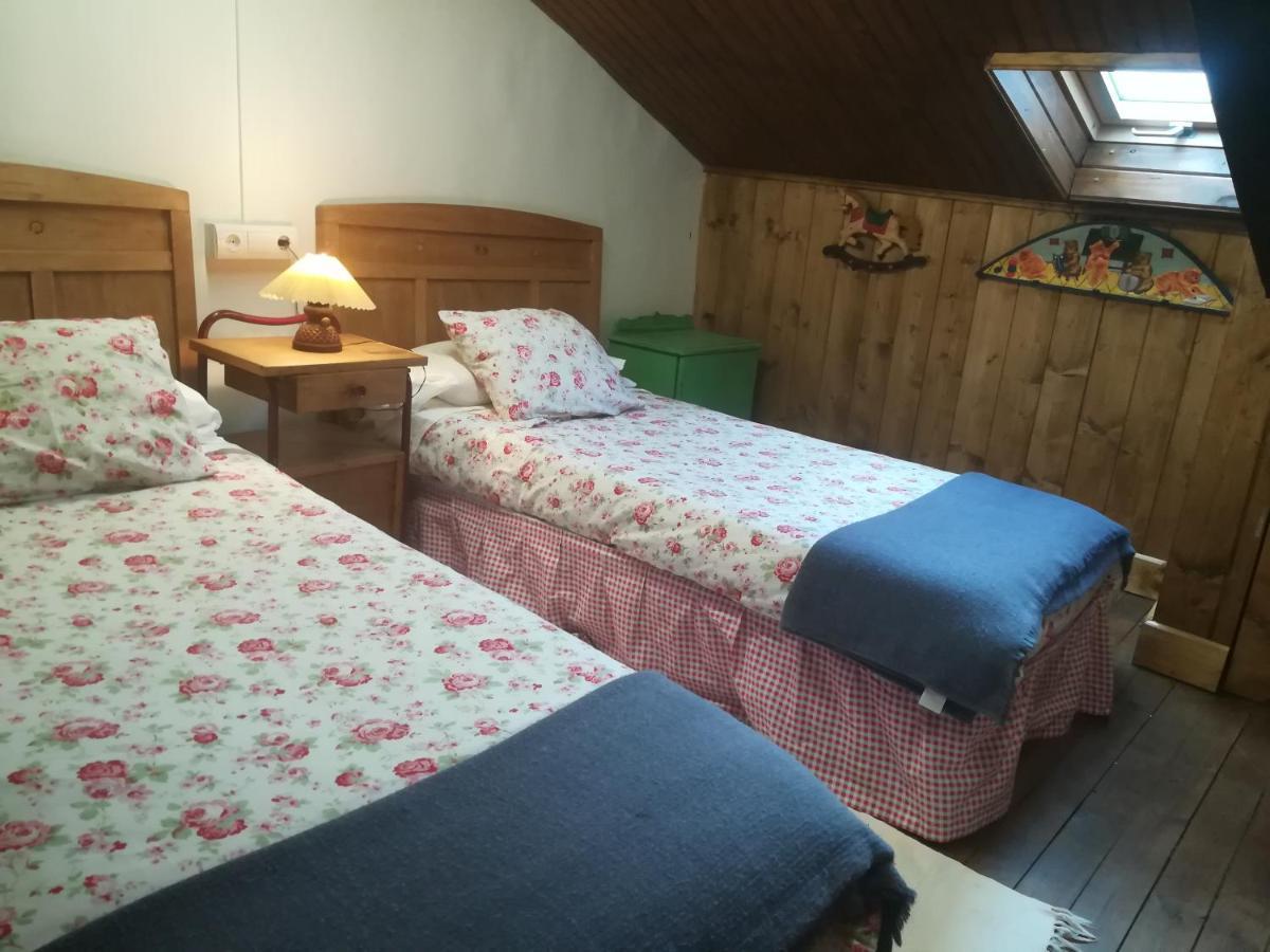 3 Negrillas Country house