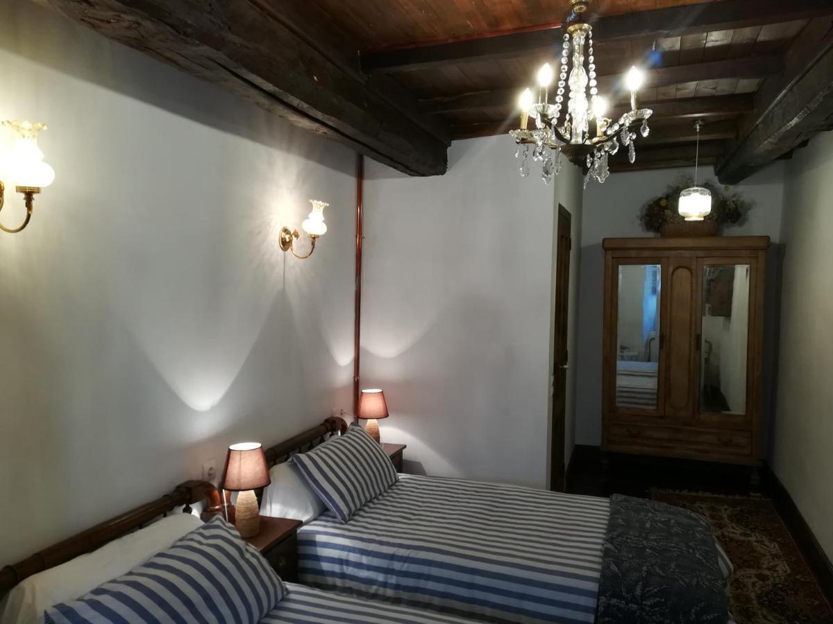 3 Negrillas Country house Toral de Merayo